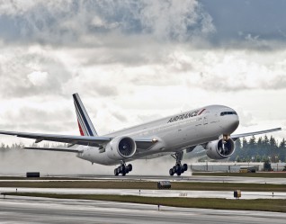 Air France AFA 777-300ER Takeoff & LandingK65074-01