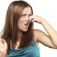 Mon-collegue-sent-mauvais-comment-lui-dire_width1024